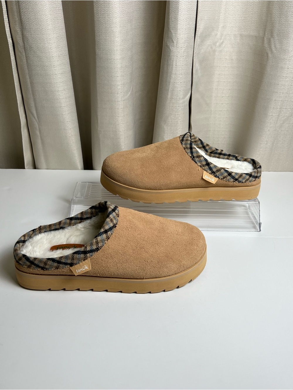 SANUK Yoga Cloud Lounger Slippers/Clogs
